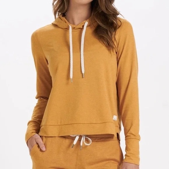 Vuori Tops - Vuori Halo Essential Hoodie size Small Flax Heather EUC